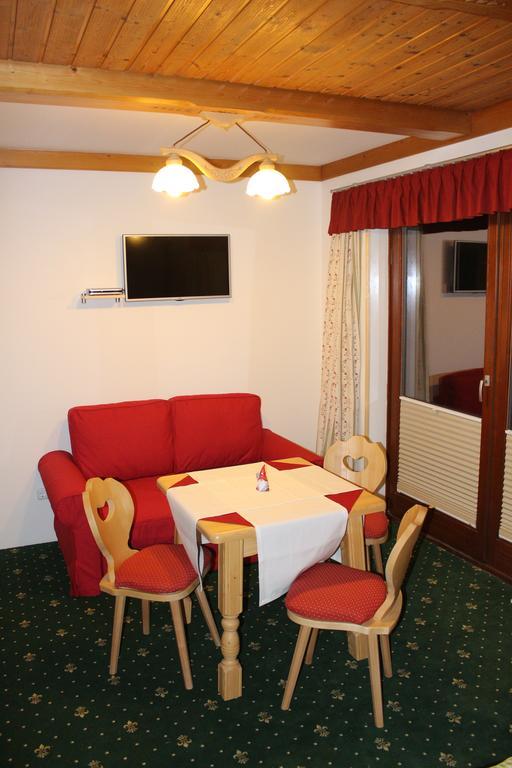 Apartments At Berghaus Glockner Heiligenblut Eksteriør billede